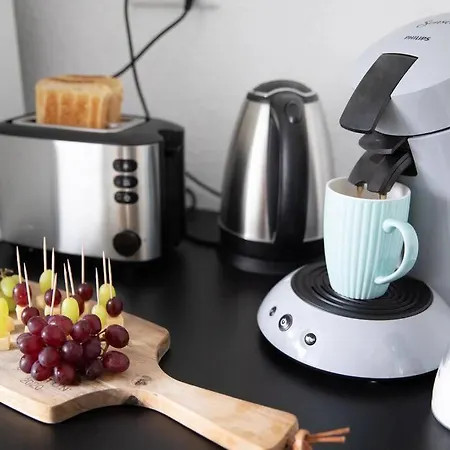 Ruhig Und Zentral. Einzigartig Im Suedviertel Apartamento